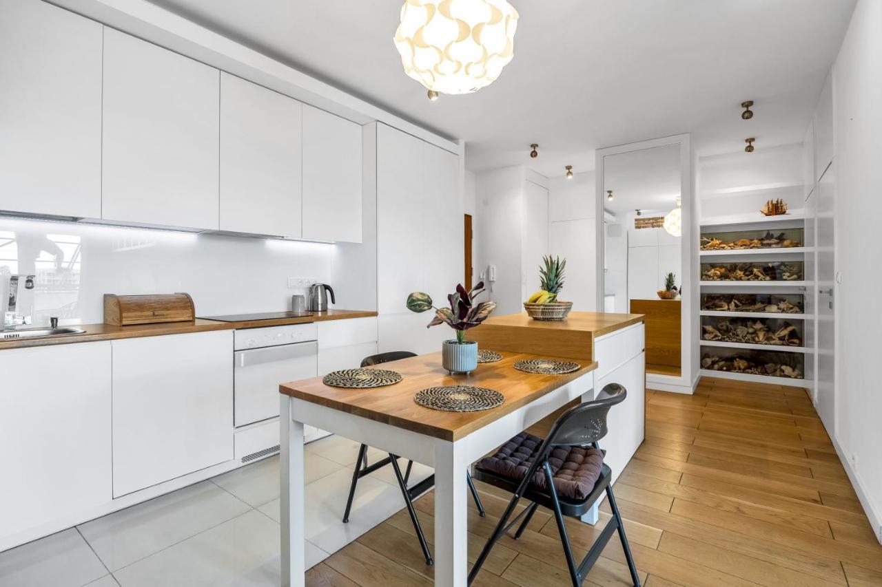 ורשה Spacious 2 Bedroom Ac Dalanowska 46 מראה חיצוני תמונה