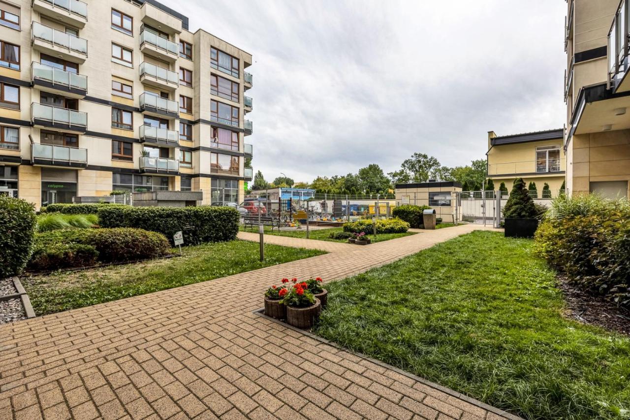 ורשה Spacious 2 Bedroom Ac Dalanowska 46 מראה חיצוני תמונה